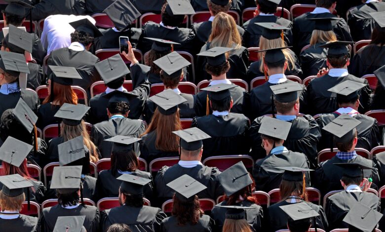 New Trump admin rules tie loans to graduate pay