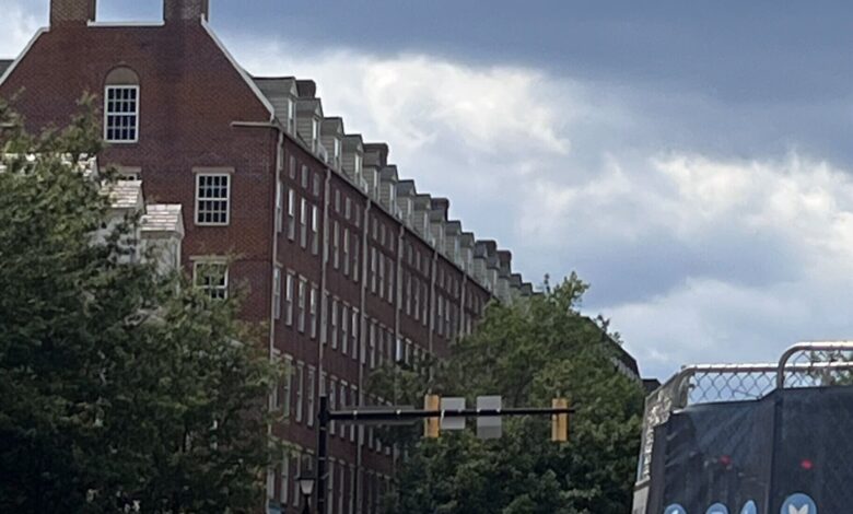 Construction at Alexandria City Hall raises concerns for Old Town retailers – WTOP News Construction at Alexandria City Hall raises concerns for Old Town retailers – WTOP News