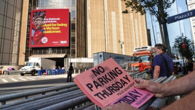 Swifties crowd Madison Square Garden ahead of Friday