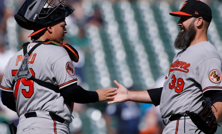 Orioles news: Trade deadline nears, Rogers wants to stay Orioles news: Trade deadline nears, Rogers wants to stay