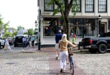 Nantucket store’s ‘No Influencers’ sign sparks debate over where online creators are welcome