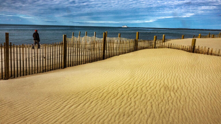 Hull man dies after apparent drowning off Nantucket Beach Hull man dies after apparent drowning off Nantucket Beach