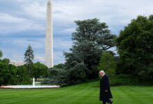 Former ethics lawyer: Trump’s crypto creates clear conflict