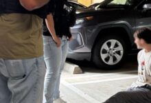 Irvine police nab man accused of spraying ‘Nazi’ and ‘Fascist’ on Teslas. A takeout order led to the arrest