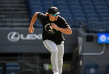 Murakami nears return as rehab starts Tuesday