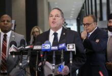 Chicago FBI chief tells staff to keep mission alive