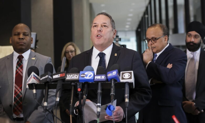 Chicago FBI chief tells staff to keep mission alive Chicago FBI chief tells staff to keep mission alive