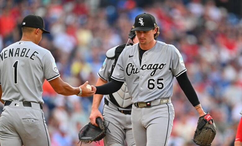 Davis Martin struggles as Sox bullpen implodes in loss Davis Martin struggles as Sox bullpen implodes in loss