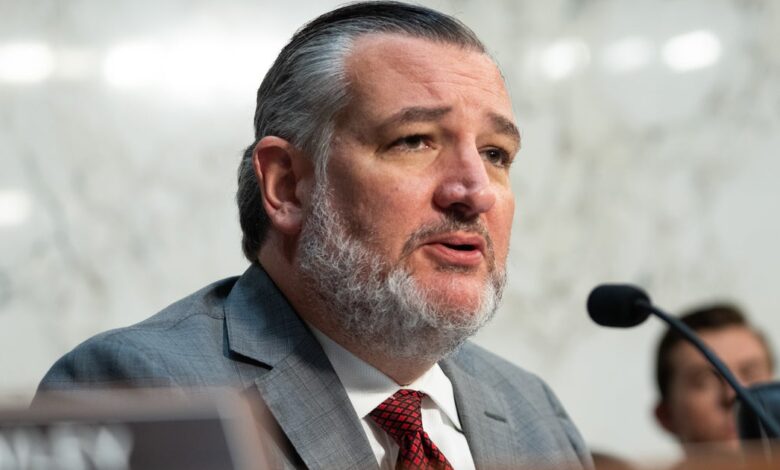 Ted Cruz’s Dolly Parton Tribute Post Takes An Unexpected NSFW Twist Ted Cruz’s Dolly Parton Tribute Post Takes An Unexpected NSFW Twist
