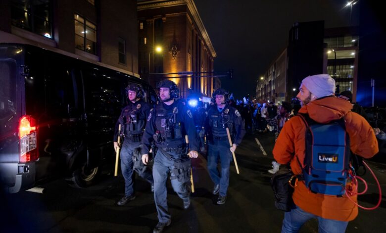 Secret ICE Agent Tried to ‘Entice’ Minneapolis Activists Into Confrontational Tactics