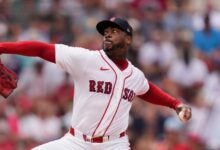 Here’s some background behind the vintage baseball glove a Red Sox fan gave to Aroldis Chapman