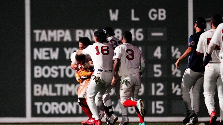 5 takeaways as Red Sox overcome 5 deficits to outlast White Sox in 13 innings for 8th straight victory