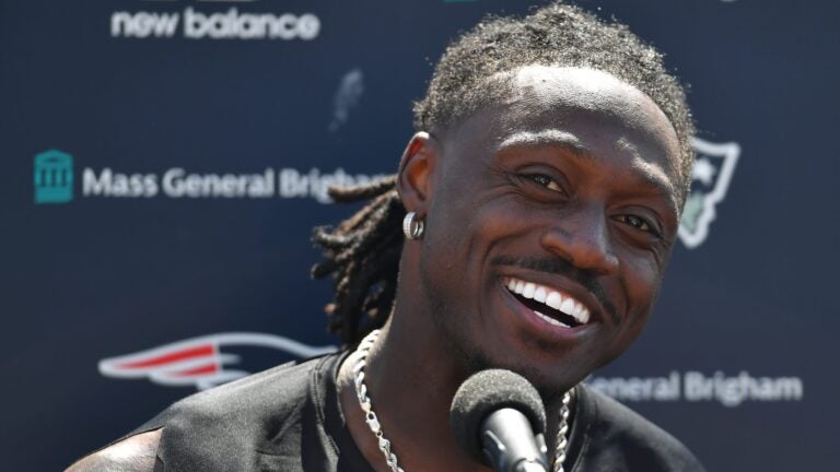 Eagles All-Pro corner thinks A.J. Brown is even ‘better’ now with the Patriots Eagles All-Pro corner thinks A.J. Brown is even ‘better’ now with the Patriots