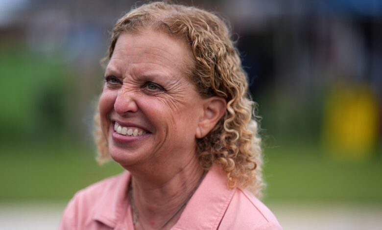 In Florida, Wasserman Schultz sparks a debate over what representation means in diverse districts – WTOP News