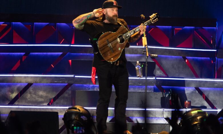 Zac Brown Band gives away free cruise ship vacations to every fan at Fenway Park concert – The Boston Globe