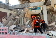 Rescuers dig through rubble and landslides after Indonesia quake kills 47 – WTOP News
