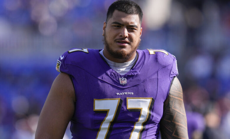 Jaguars To Acquire G Daniel Faalele