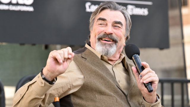 Tom Selleck’s TV Comeback Comes With Ted Danson’s Retirement ‘Sexcapades’ – AOL