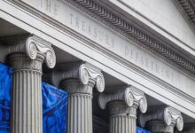 A flashing red light from the bond markets