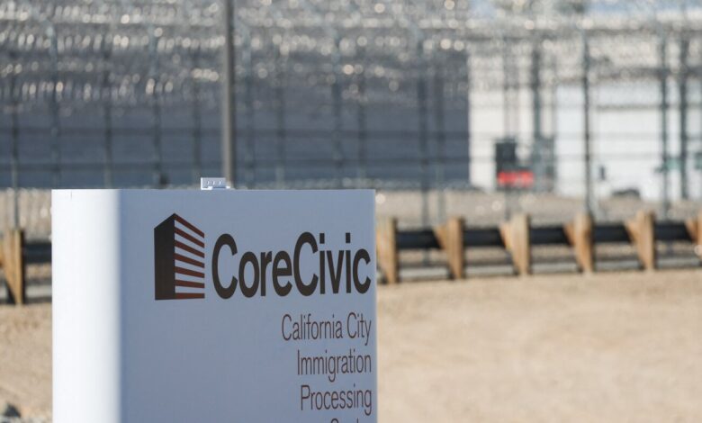 Private prisons announce .4 billion in revenue as immigration detentions climb