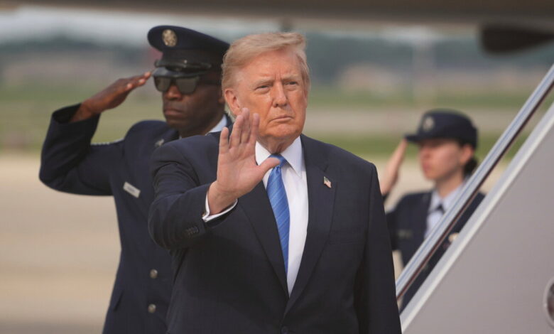 Trump says U.S. has entered deal with Venezuela to take control of 65 billion barrels of oil reserves Trump says U.S. has entered deal with Venezuela to take control of 65 billion barrels of oil reserves