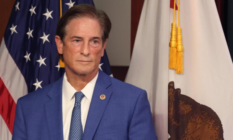 Commentary: L.A. D.A. Nathan Hochman changed his mind. Is that such a bad thing? Commentary: L.A. D.A. Nathan Hochman changed his mind. Is that such a bad thing?