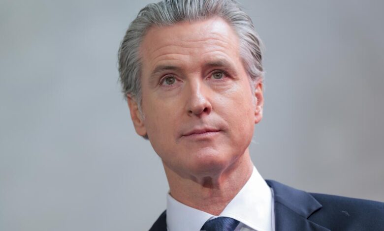 Newsom signs bill shielding immigrant aid workers’ home addresses