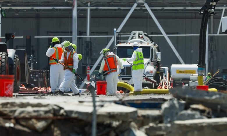 Officials say Lineage will miss warehouse cleanup deadline. Lineage claims city has date wrong