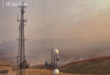 Ridge fire prompts evacuation orders, closes 5 Freeway near Gorman