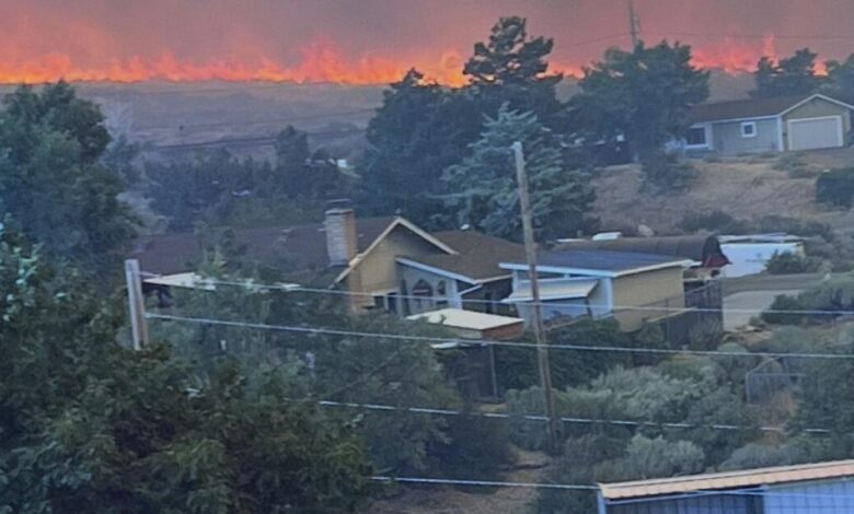 Thousands evacuated as Hawk fire burns over 10,000 acres near Reno Thousands evacuated as Hawk fire burns over 10,000 acres near Reno