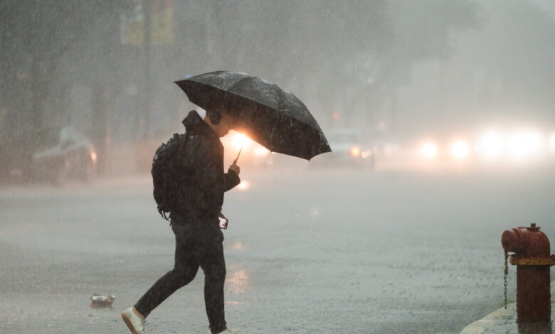 Severe weather pummels Chicago area
