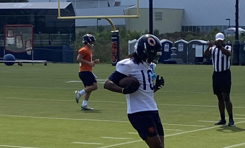 Bears training-camp report No. 19: Luther Burden, Darnell Wright return