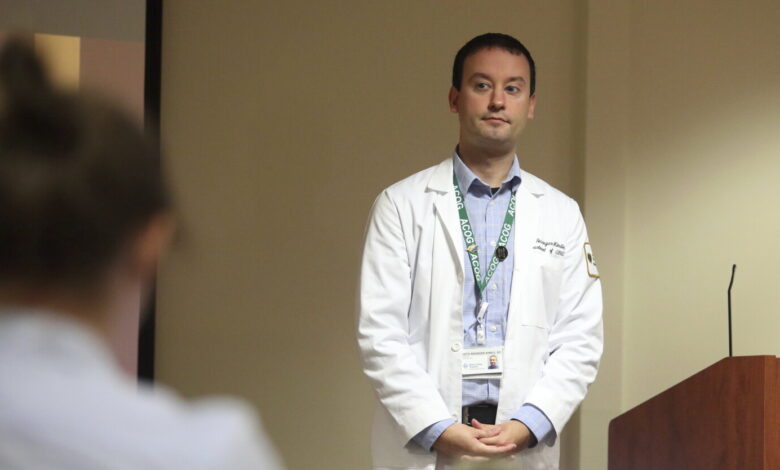 Settlement reached in suit against Champaign doctor who left part of a fetus inside patient during abortion Settlement reached in suit against Champaign doctor who left part of a fetus inside patient during abortion