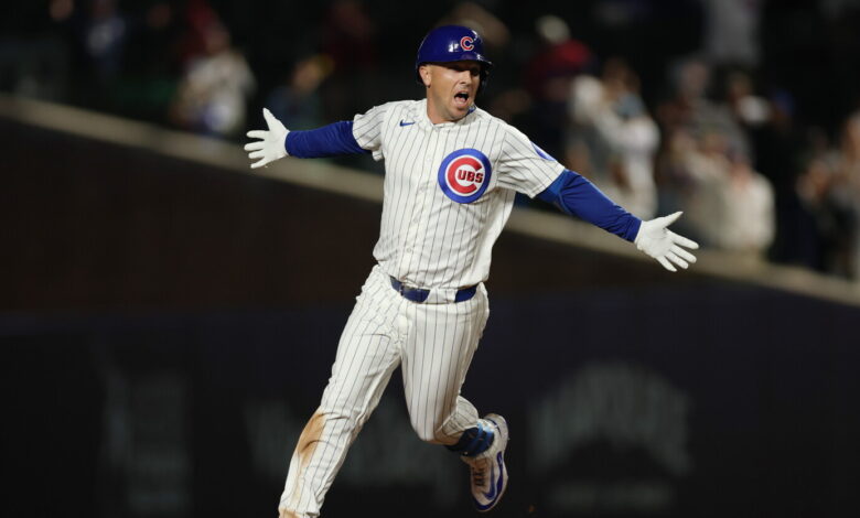 Alex Bregman comes through in another dramatic Cubs win over White Sox, 13th Wrigley walkoff this season