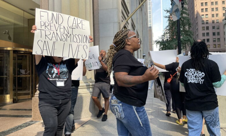 After spike in HIV cases in Chicago, new data shows a decrease in new infections After spike in HIV cases in Chicago, new data shows a decrease in new infections