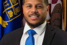 Robbins mayor grazed during birthday celebration at chicken restaurant; security fatally shoots gunman