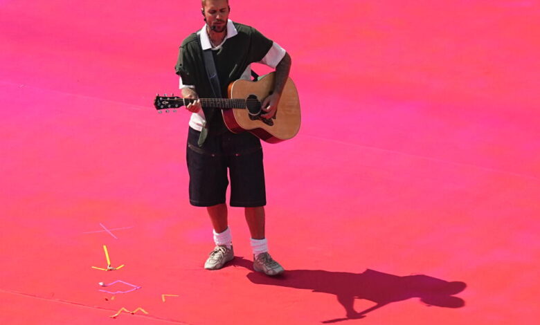 You better Beliebe it. Justin Bieber played a set at MacArthur Park You better Beliebe it. Justin Bieber played a set at MacArthur Park