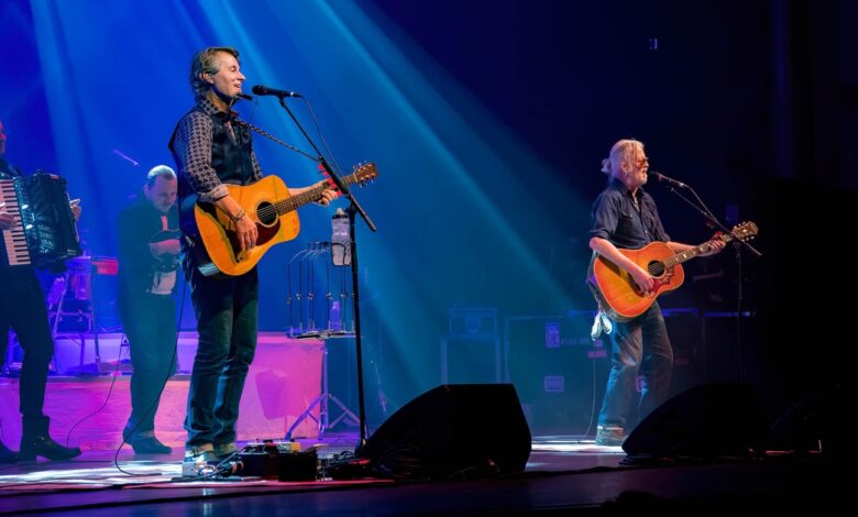 Canadian Band Taunts Trump With The Help Of Thousands Of Fans Canadian Band Taunts Trump With The Help Of Thousands Of Fans