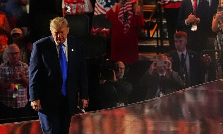 Trump Promises 0 Obamacare Rebate Checks For 1M Enrollees In 30 States