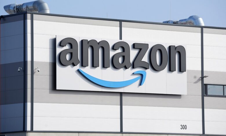 At least 5 dead after Amazon cargo plane barreled off runway at Miami airport – WTOP News At least 5 dead after Amazon cargo plane barreled off runway at Miami airport – WTOP News