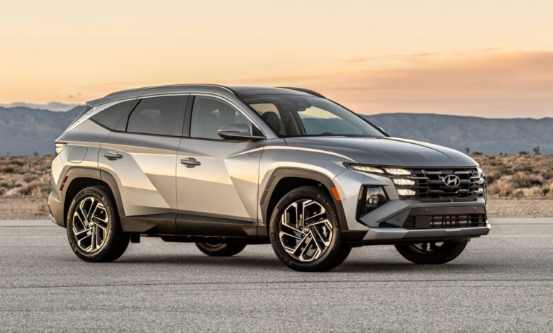 Toyota RAV4 vs. Hyundai Tucson, an Edmunds plug-in hybrid SUV comparison – WTOP News Toyota RAV4 vs. Hyundai Tucson, an Edmunds plug-in hybrid SUV comparison – WTOP News