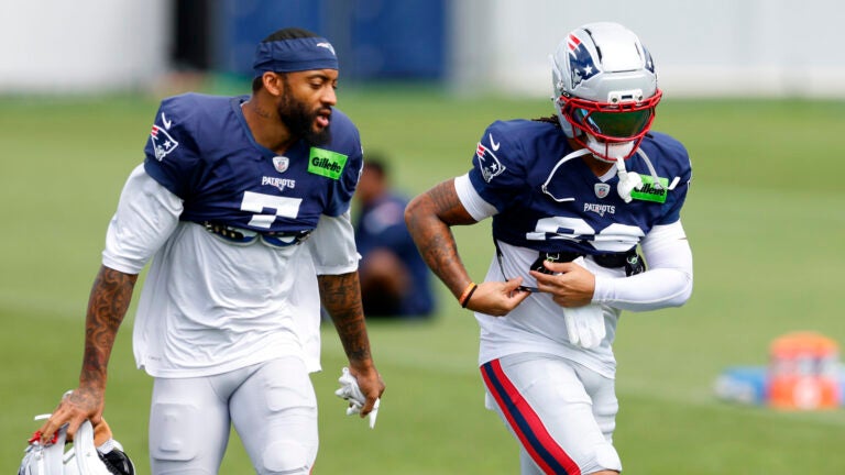 Patriots CB Carlton Davis ruled out of home opener vs. Steelers Patriots CB Carlton Davis ruled out of home opener vs. Steelers