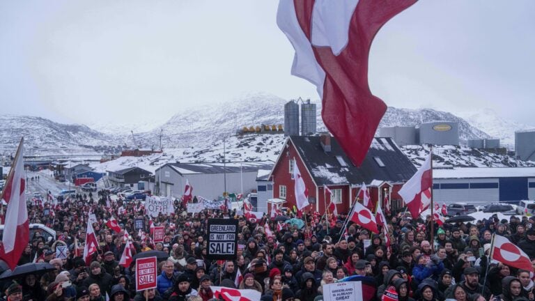 Trump strikes deal to build US military presence in Greenland Trump strikes deal to build US military presence in Greenland