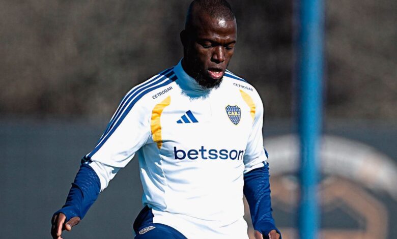Enner Valencia es titular por primera vez con Boca Juniors