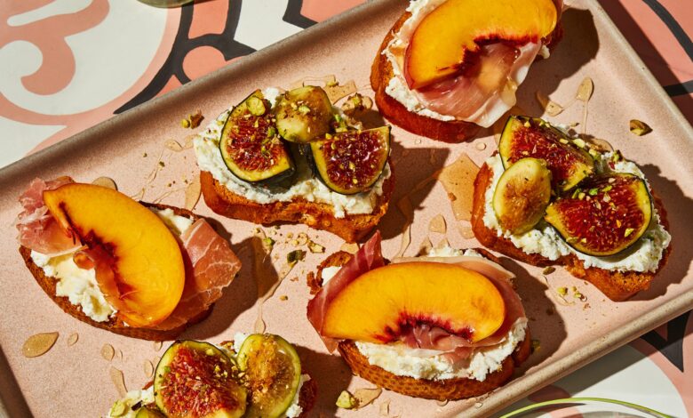 There’s no strict recipe for Stef Ferrari’s seasonal fruit crostini with ricotta – WTOP News There’s no strict recipe for Stef Ferrari’s seasonal fruit crostini with ricotta – WTOP News