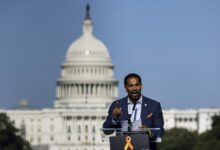 Montgomery County Council member experiences heart attack while playing basketball – WTOP News