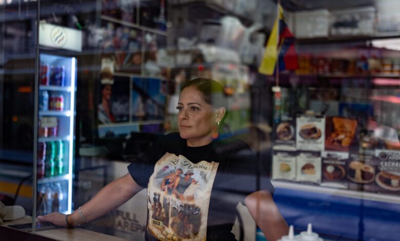 Venezuelans in the US still navigate the aftermath of deadly earthquakes, grieving and helping – WTOP News Venezuelans in the US still navigate the aftermath of deadly earthquakes, grieving and helping – WTOP News