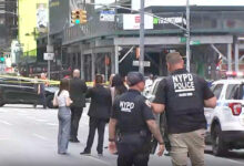 Woman randomly stabs 2 people in New York City’s Times Square, killing 1, then is killed by police – WTOP News