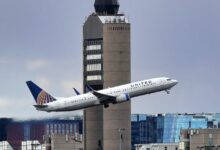 Equipment issue delays over 400 flights at Logan Airport Monday
