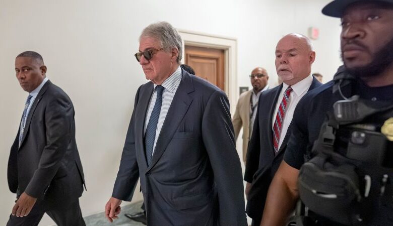 Billionaire investor Leon Black sues and declines to testify in House committee’s Epstein investigation | CNN Politics Billionaire investor Leon Black sues and declines to testify in House committee’s Epstein investigation | CNN Politics